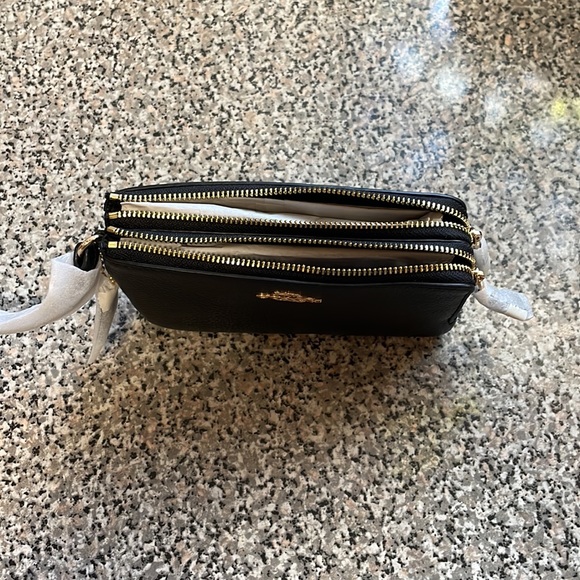 NWT Coach Double Corner Zip Wristlet - Picture 3 of 6